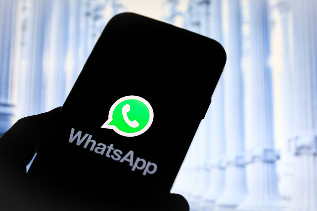Whatsapp implementa editor de figurinhas nas versões web e desktop