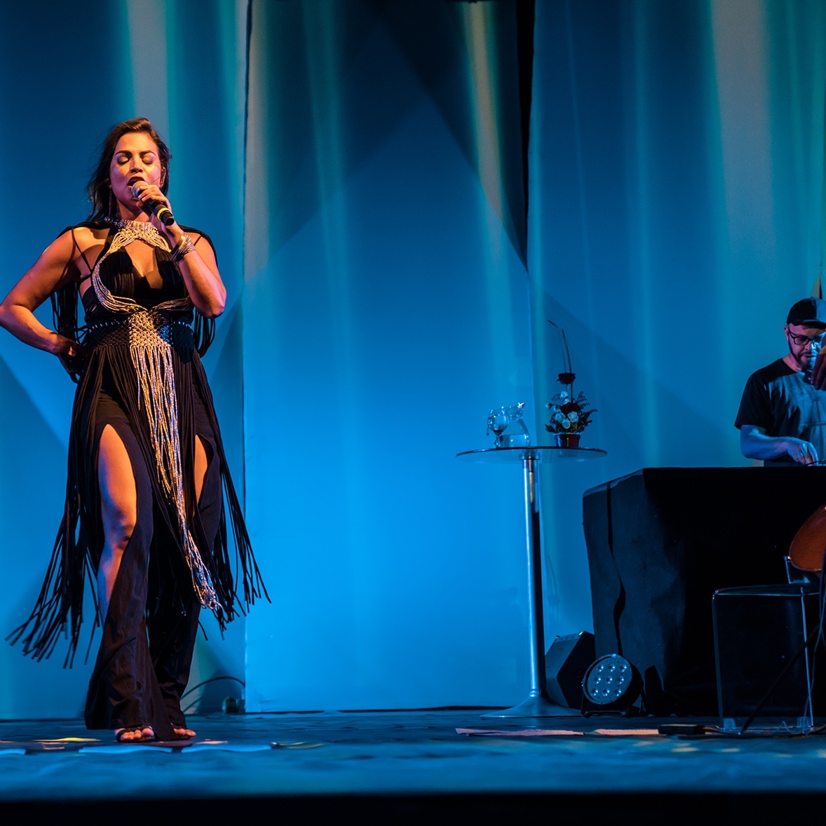 Flávia Bittencourt homenageia Dominguinhos com o show “Todo Domingos”