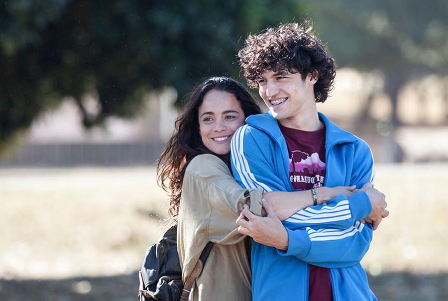 “Eduardo e Mônica”: diferenças entre os personagens são destaques em novo teaser