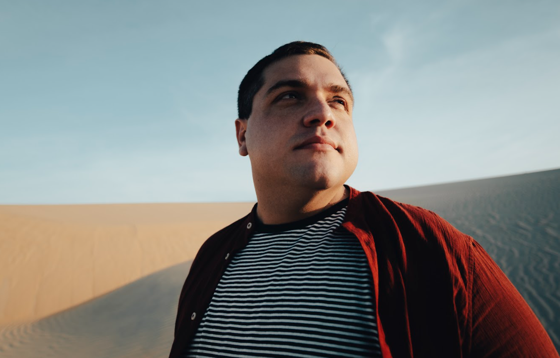 Italo Azevedo explora questões ligadas a diferentes períodos no álbum “Ensaio Sobre o Tempo”