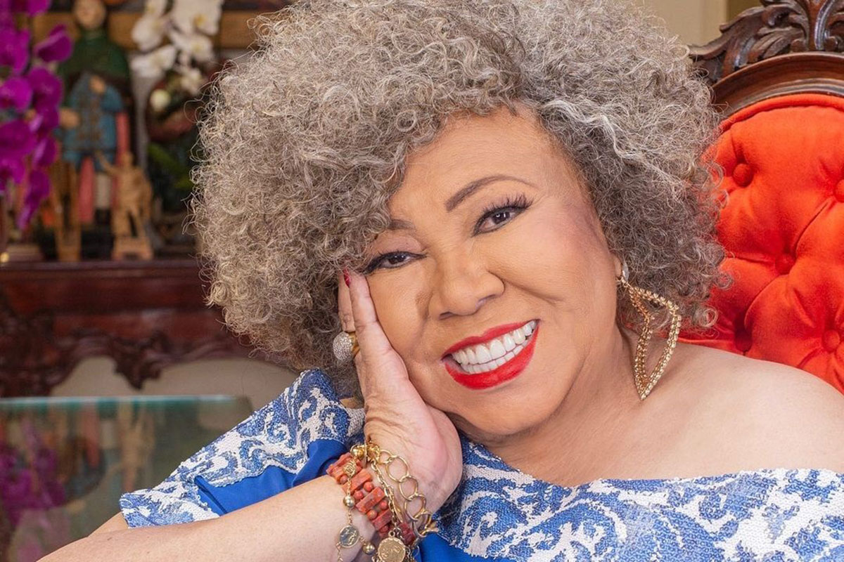 Alcione testa positivo para Covid-19 e cancela agenda de shows