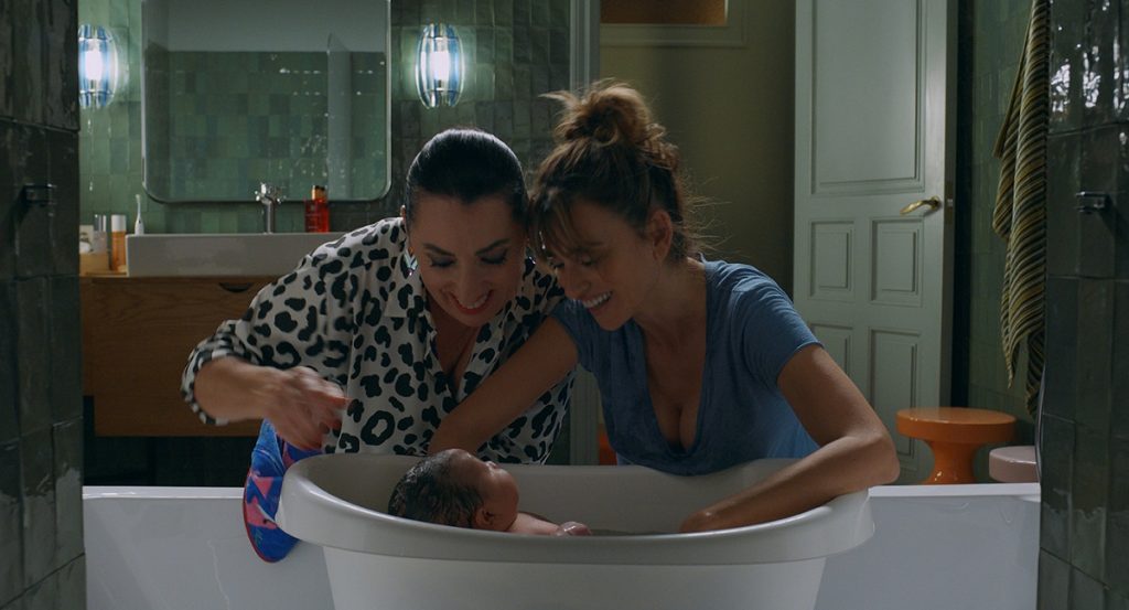 “Madres Paralelas” estreia em fevereiro na Netflix
