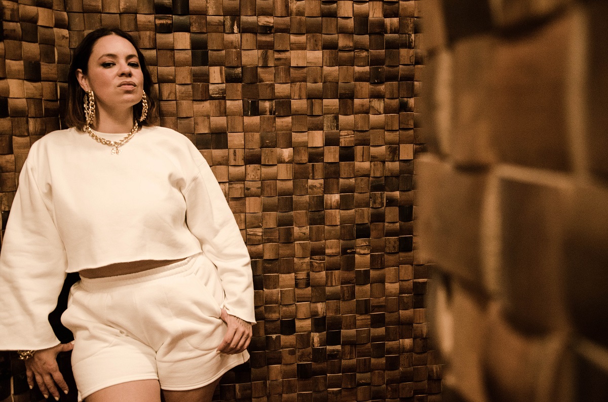 Lurdez da Luz lança vinil do primeiro disco