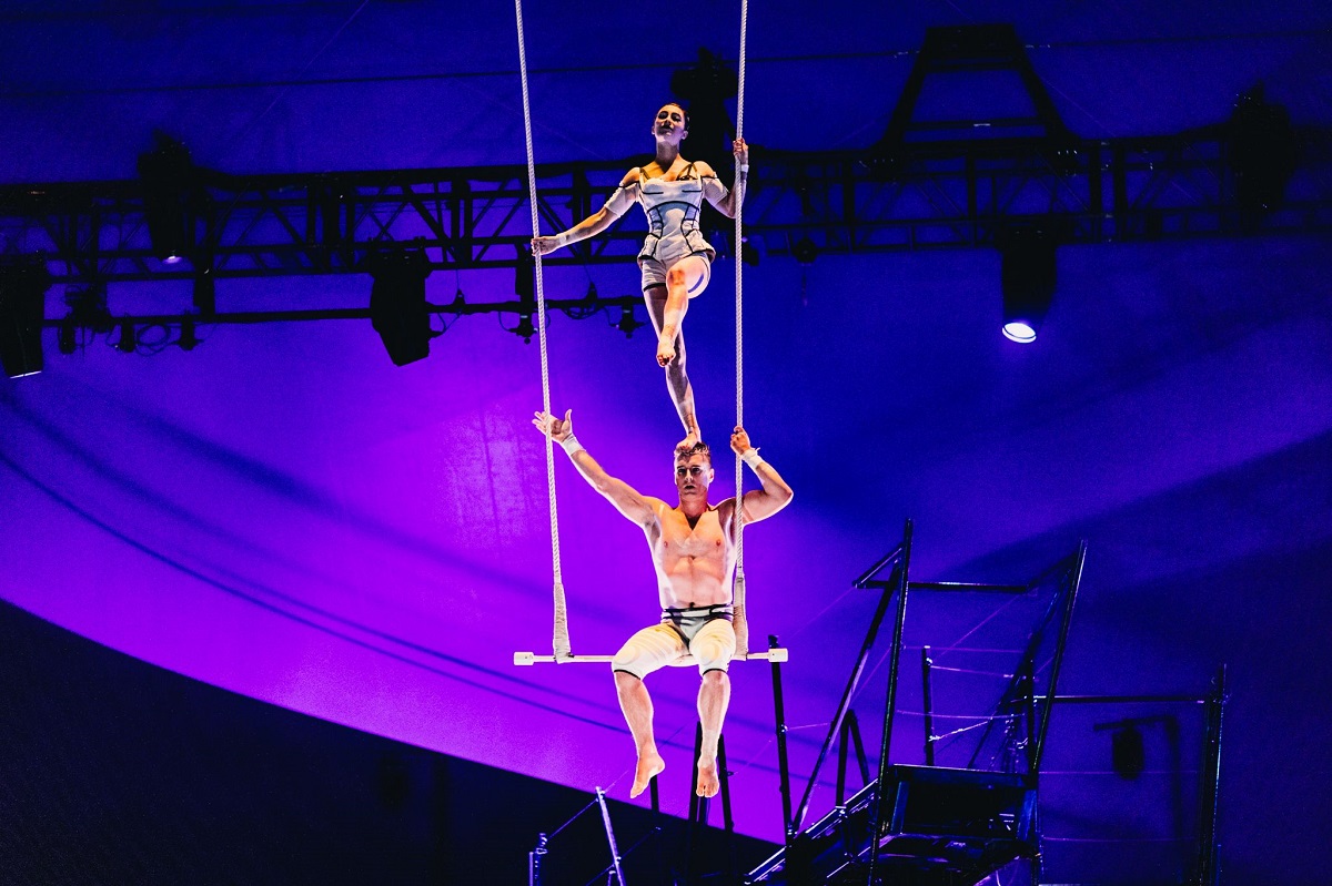 Cirque du Soleil estreia em São Paulo com o espetáculo BAZZAR