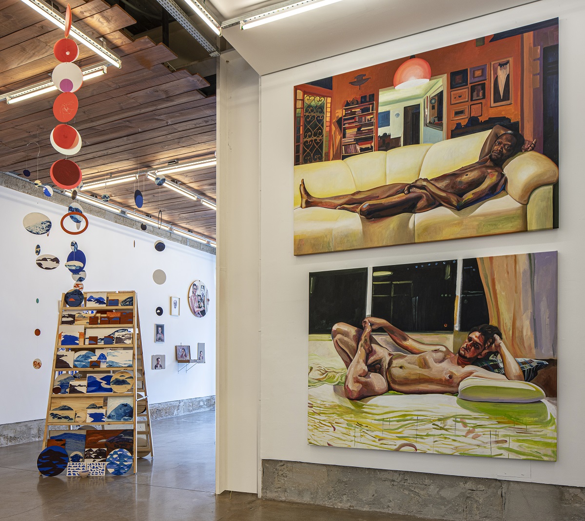 Exposição "Desmanche" reúne trabalhos inéditos de Leonora Weissmann
