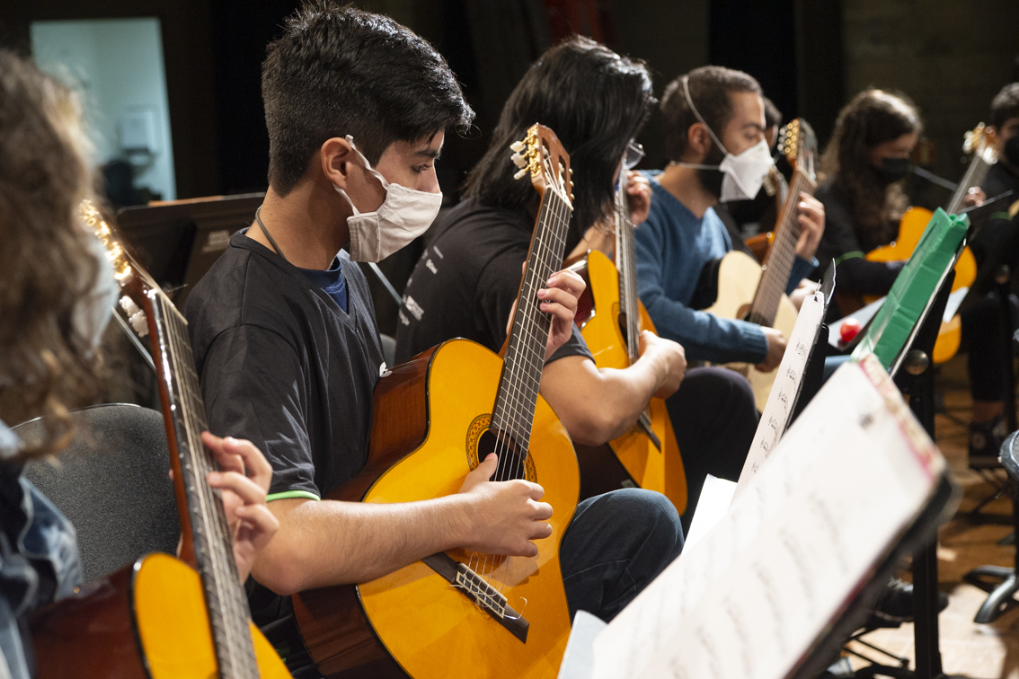 Big Band e Regional de Choro, do Projeto Guri, se apresentam na Casa Natura Musical