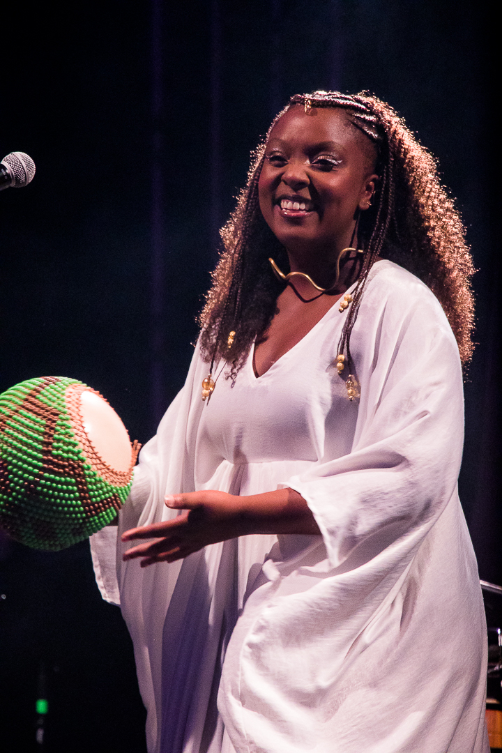 Luana Bayô apresenta show “Tambú” no Sesc Belenzinho