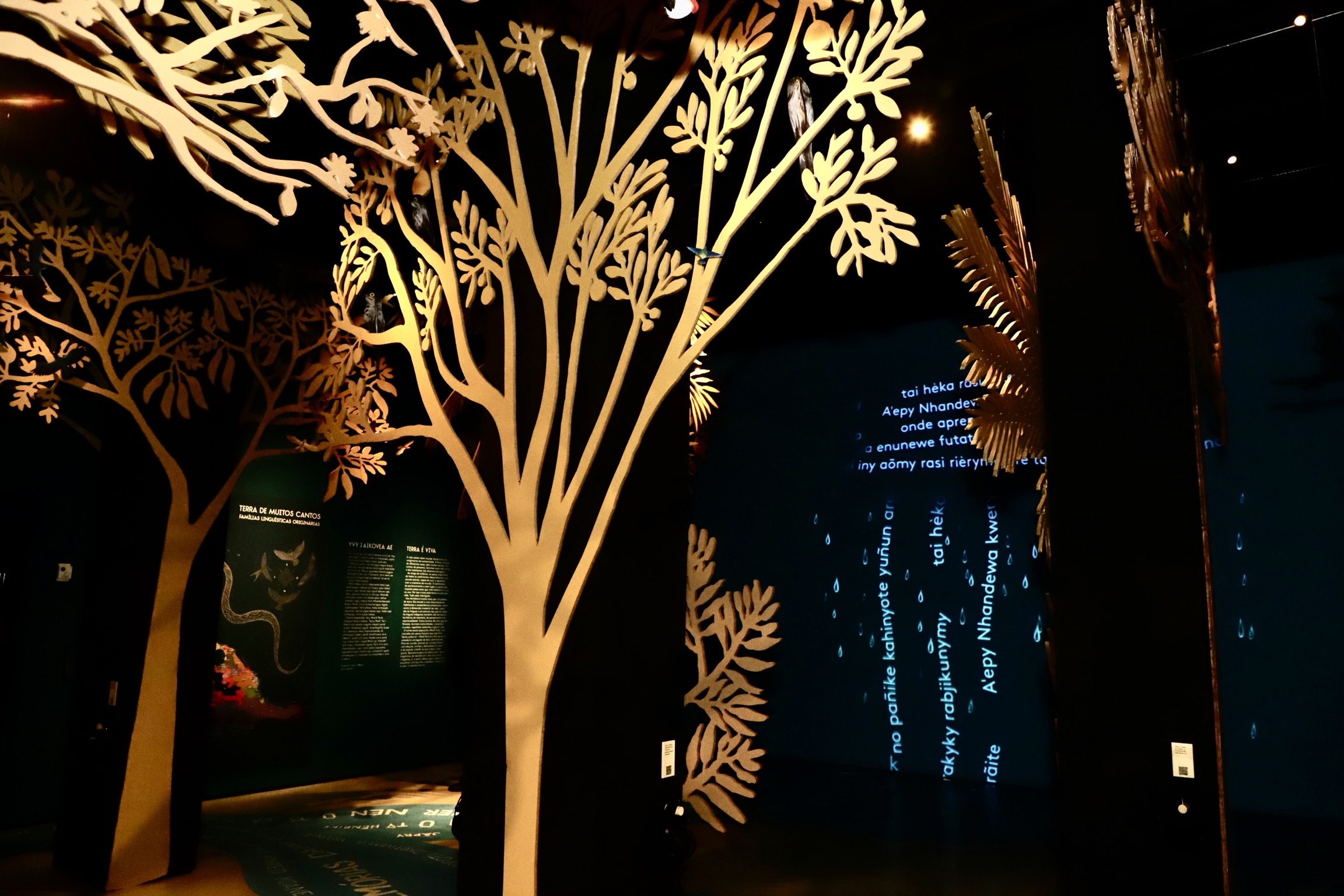 Museu da Língua Portuguesa promove a Feira Luz Criativa Edição de Natal