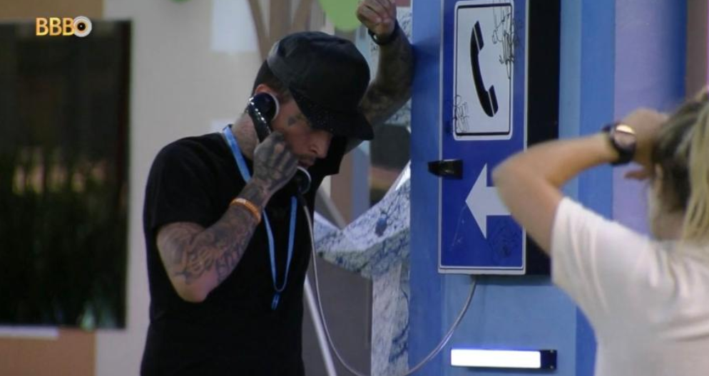Guimê atende Big Fone e coloca Key Alves e Cezar Black no paredão