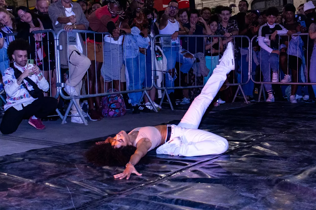 Coletivo AMEM e projeto Vogue For Life realizam baile especial
