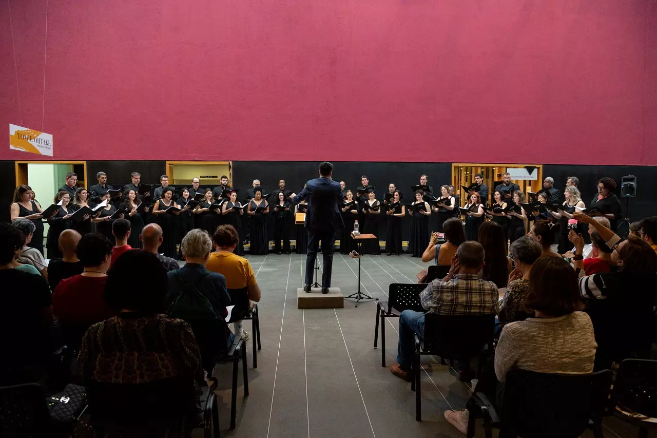 Coro da Osesp se apresenta no projeto Coro na Capital do ITO
