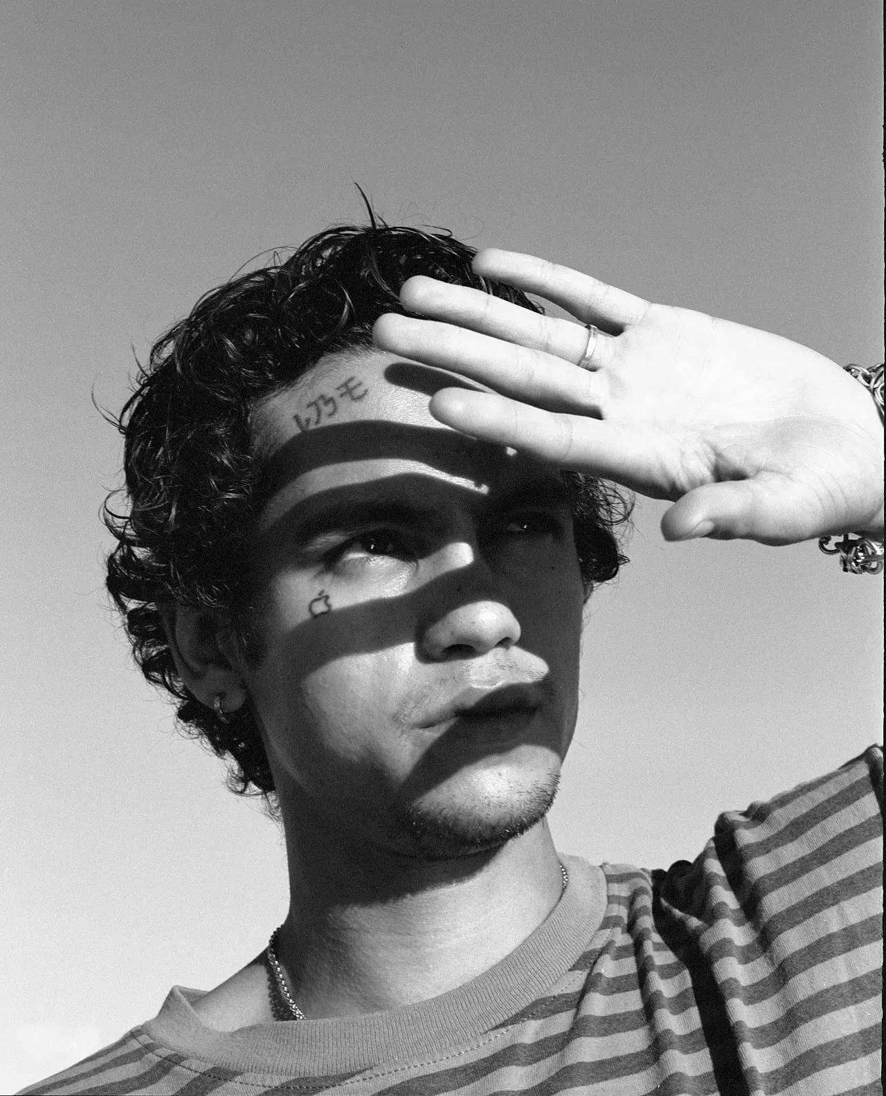 Dominic Fike lança o novo single "Dancing In The Courthouse"; veja