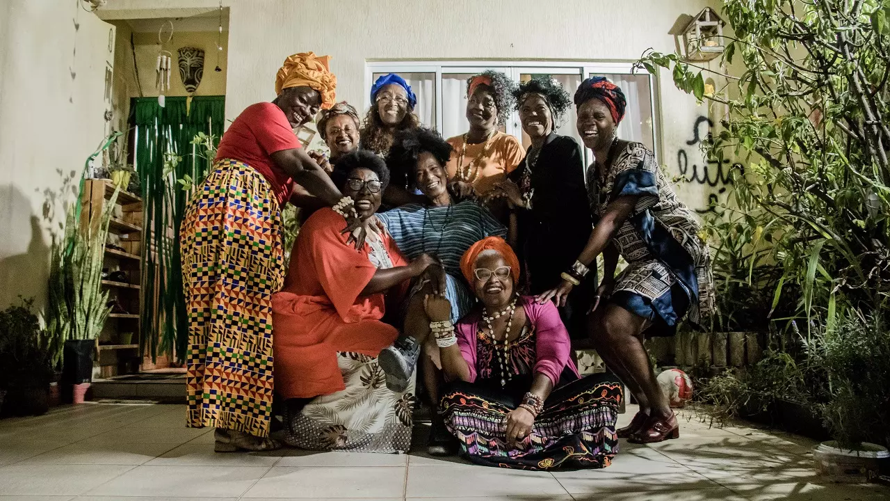 Izzy Gordon e Pastoras do Rosário confirmam apresentação na Casa de Francisca