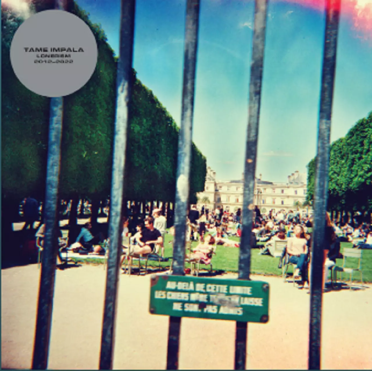 Tame Impala lança box comemorativo de 10 anos do álbum "Lonerism"