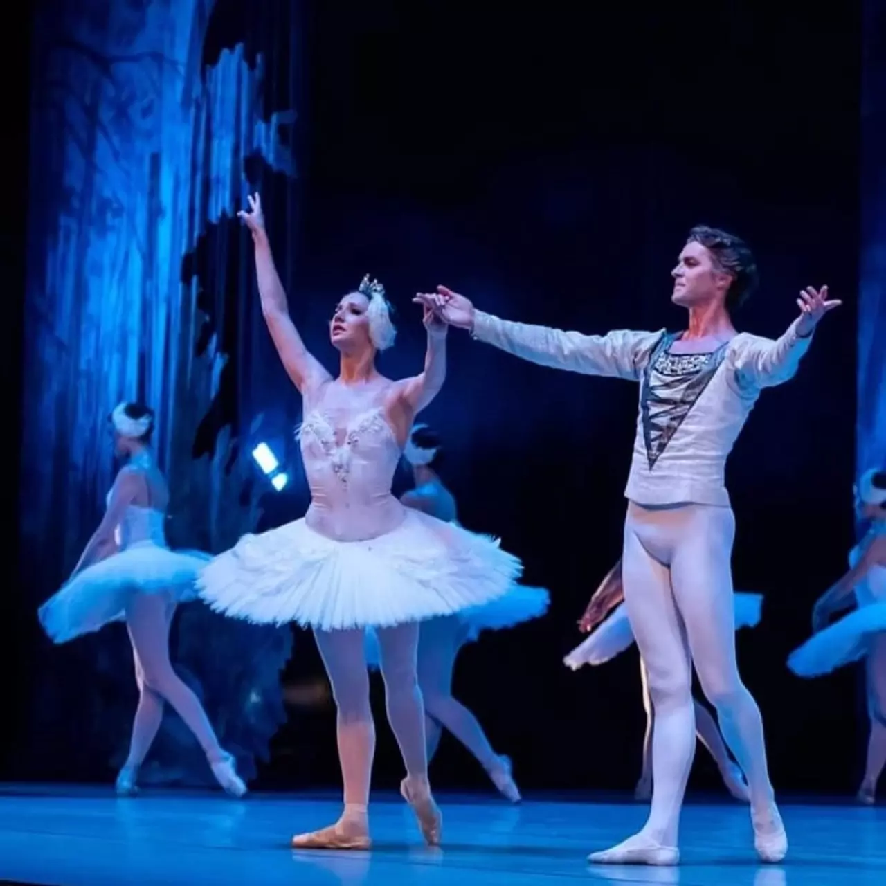 Ballet Clássico de São Petersburgo, faz apresentação de O Lago dos Cisnes em SP