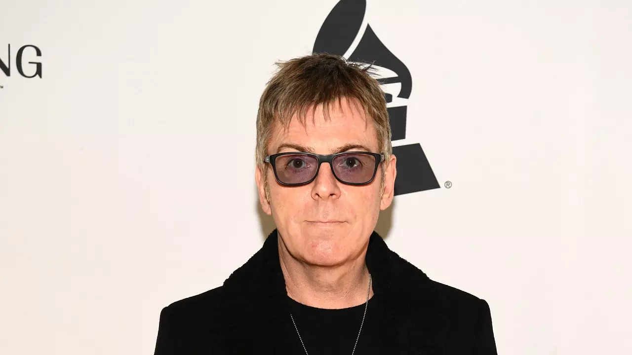Andy Rourke, baixista da banda britânica The Smiths, morre aos 59 anos