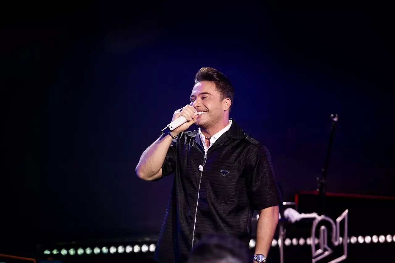 Wesley Safadão divulga agenda de shows com 26 apresentações no mês