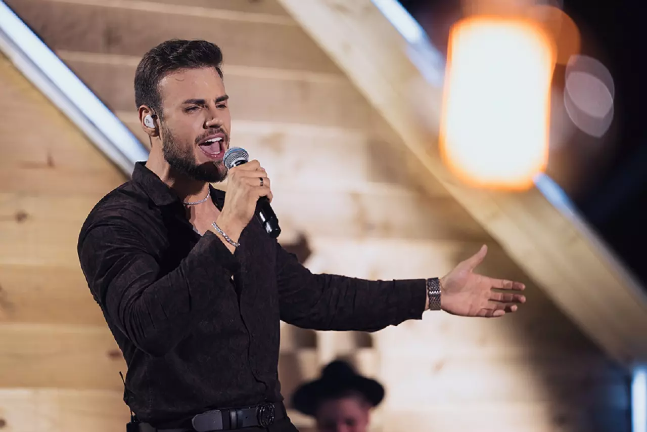 “Matheus Gabriel - À Capela”: artista grava segundo DVD ao vivo em Goiânia