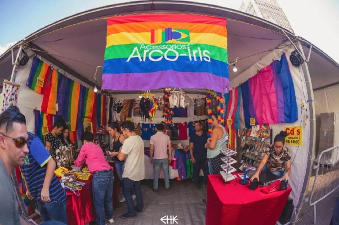 22ª Feira Cultural da Diversidade LGBT+ promove diferentes artistas