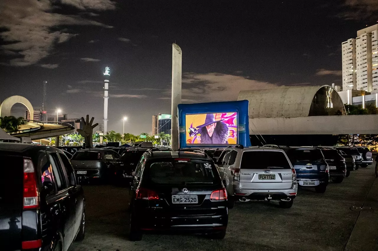Cinema drive-in gratuito acontece neste final de semana em São Paulo