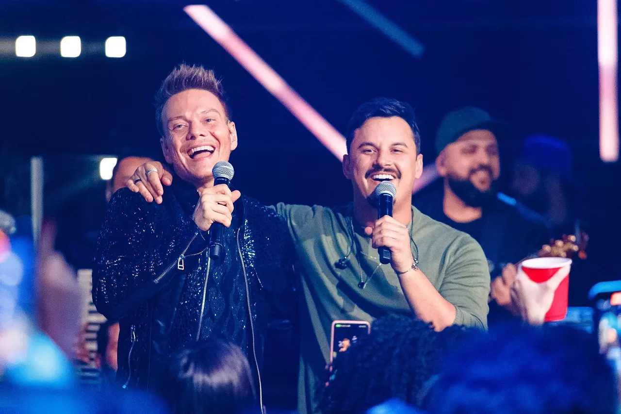 Michel Teló lança primeiro single e clipe do novo projeto "Rolê Aleatório"