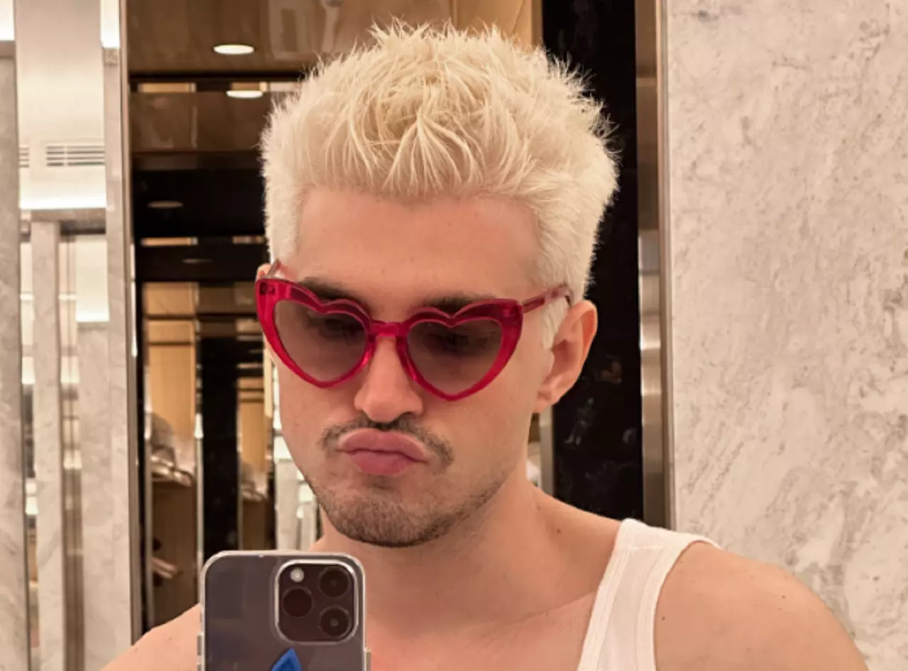 Jão muda visual, anuncia pausa nas redes sociais e confirma novo disco