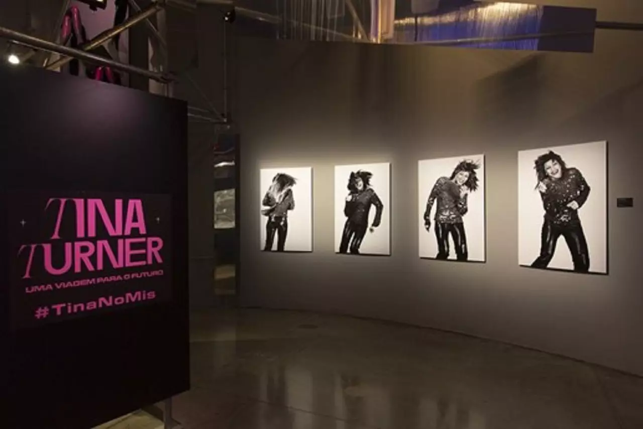 Atrações musicais embalam as últimas semanas da exposição de Tina Turner