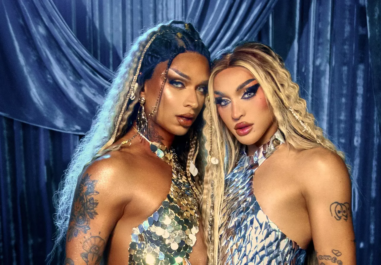 Lia Clark e Pabllo Vittar lançam o single "Sereia"; ouça a nova faixa