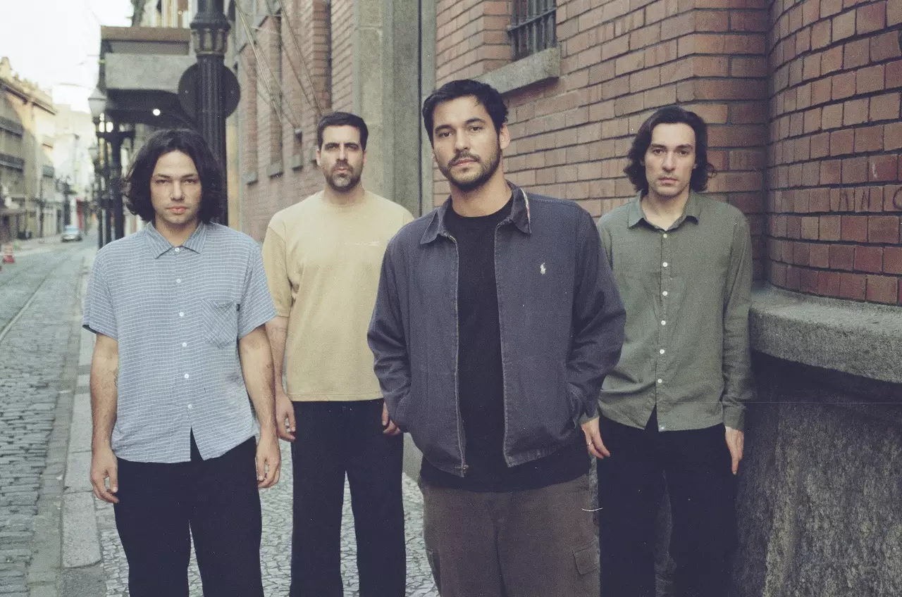 Terno Rei lança EP com B-Sides do álbum "Gêmeos" com faixas inéditas