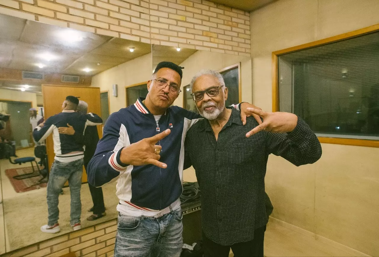 Mano Brown recebe Gilberto Gil em novo episódio do Mano a Mano