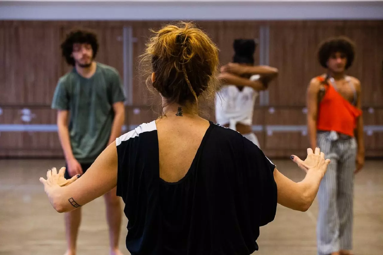 Oficina de Teatro Hip-Hop acontece no Teatro Arthur Azevedo