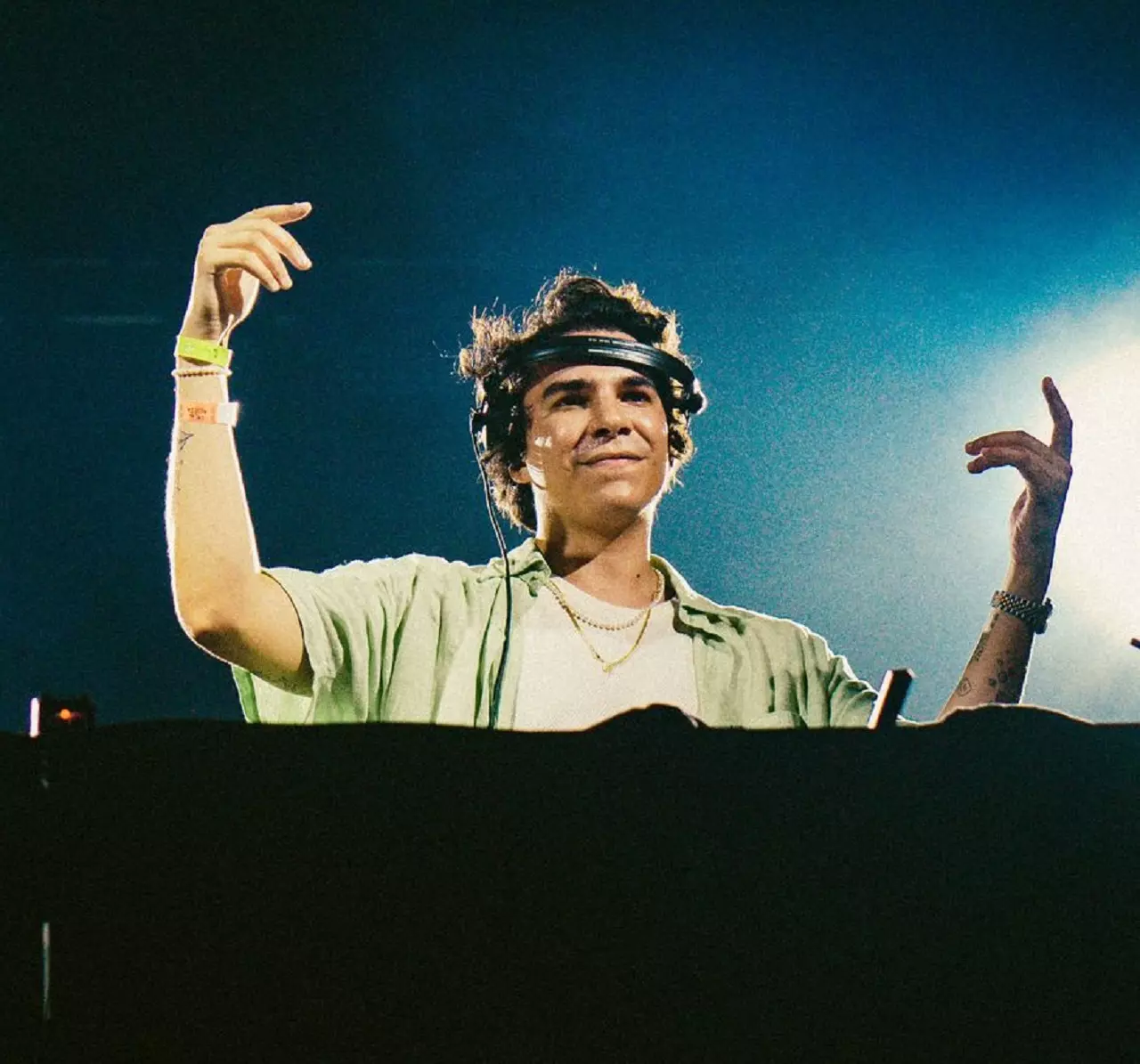 DJ KVSH surpreende os fãs em ação de lançamento do seu novo single