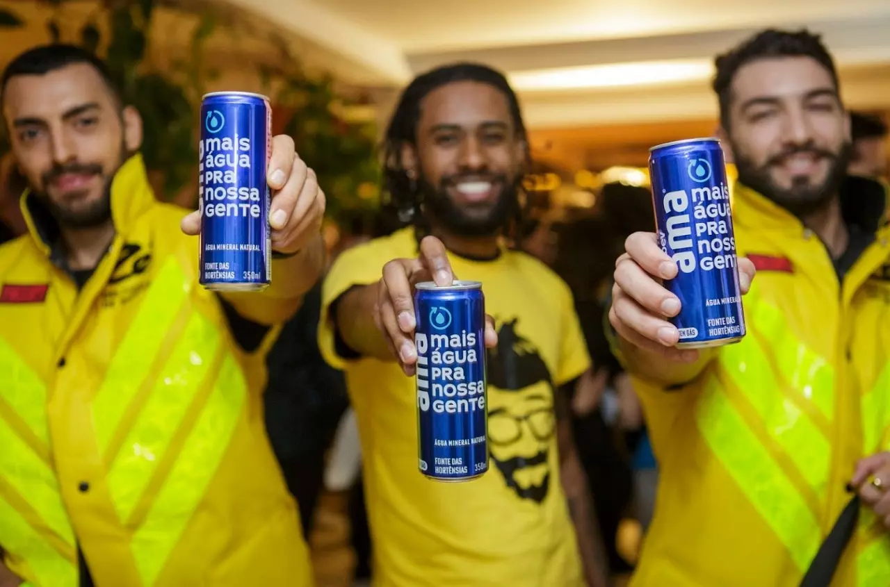 Em ação especial, Ambev e Zé Delivery cortam os preços de Bud Zero e água AMA