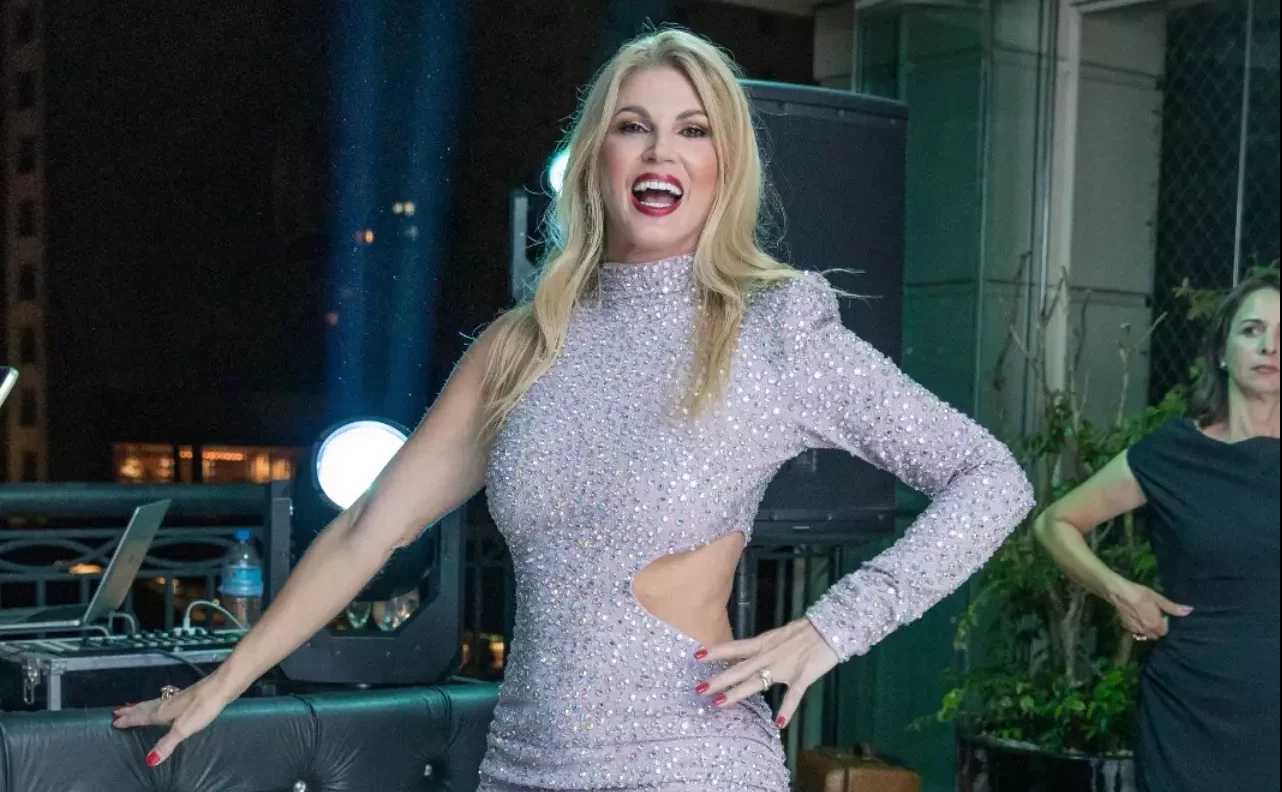 Val Marchiori festeja aniversário com luxo e looks avaliados em R$ 700 mil