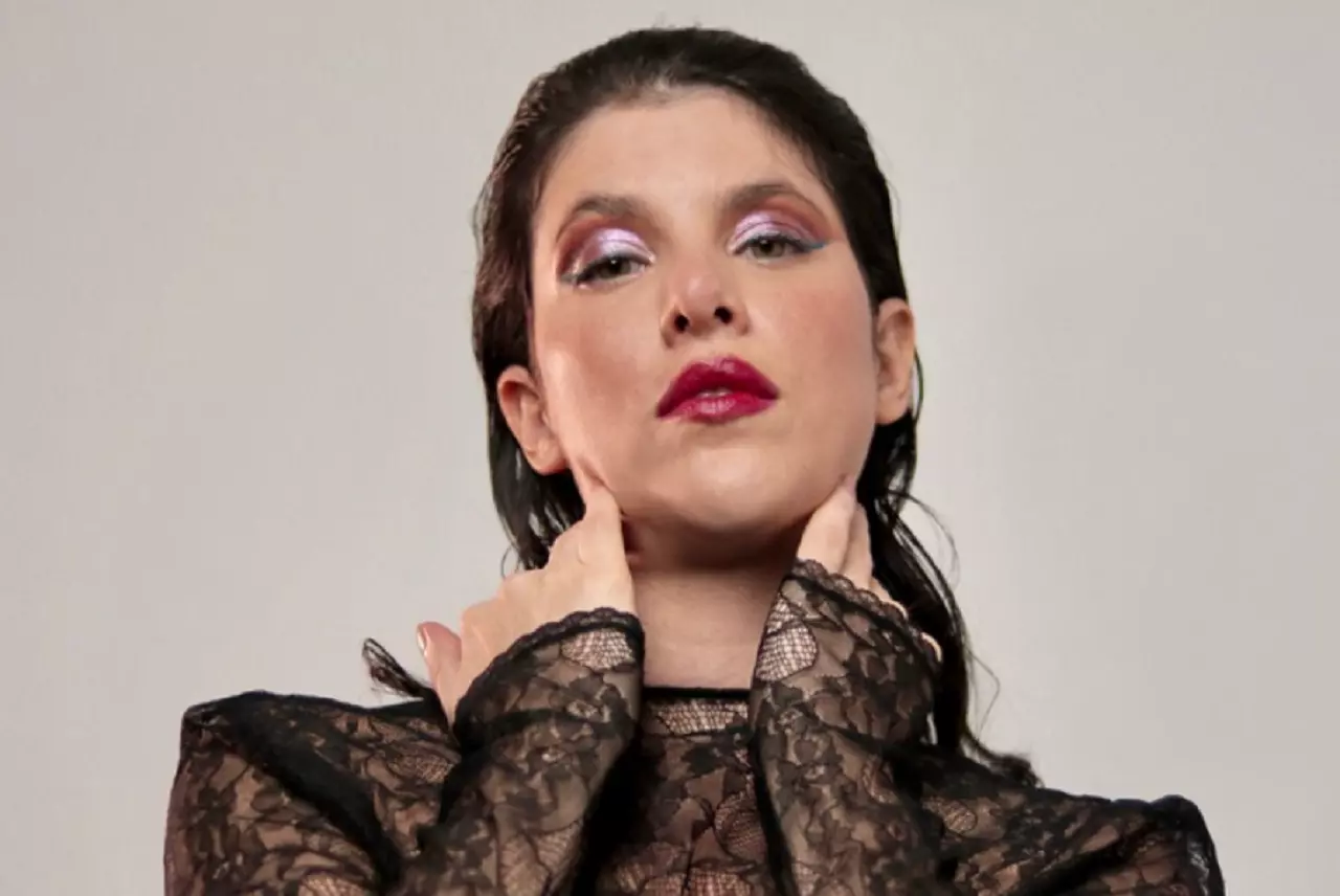 Christine Valença confirma apresentação no Cine Teatro Joia