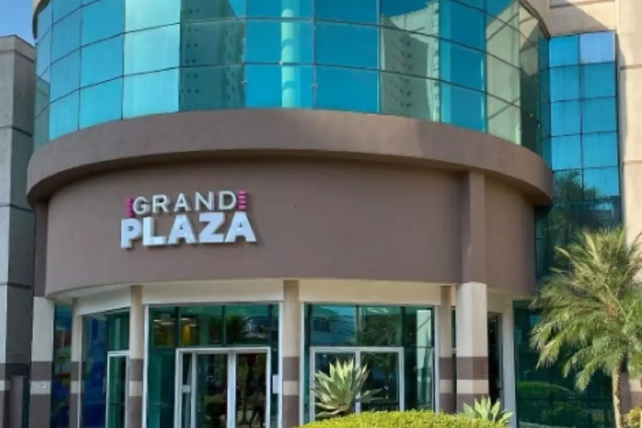 Grand Plaza abre mais de 70 vagas temporárias para este fim de ano
