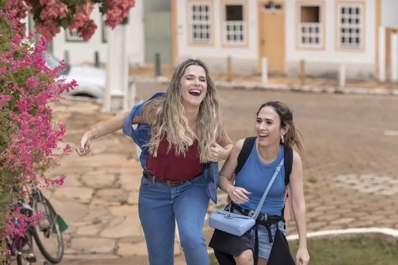 Ingrid Guimarães e Tatá Werneck vivem irmãs em nova comédia nacional
