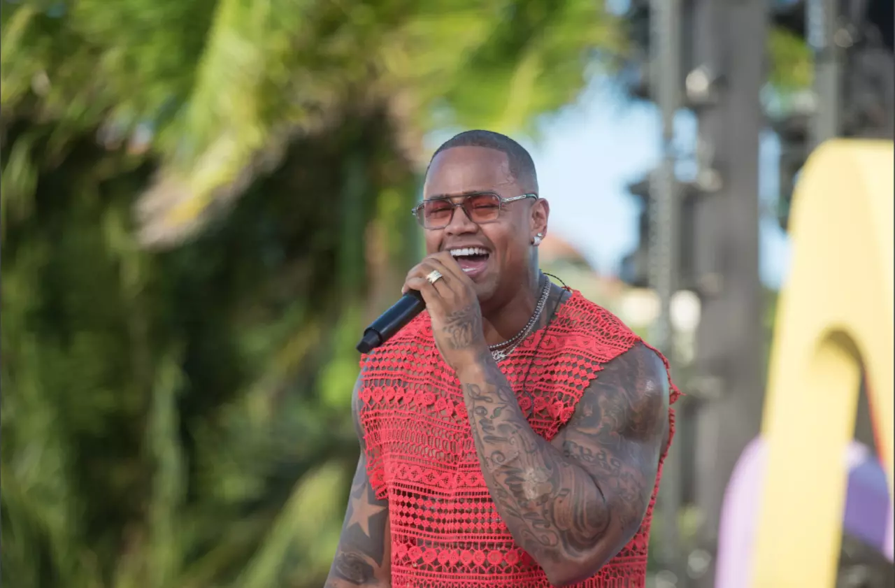 Léo Santana grava "PaGGodin" com participações especiais no Rio de Janeiro