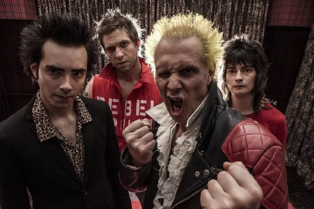 Em dezembro, Supla e os Punks de Boutique iniciam turnê europeia