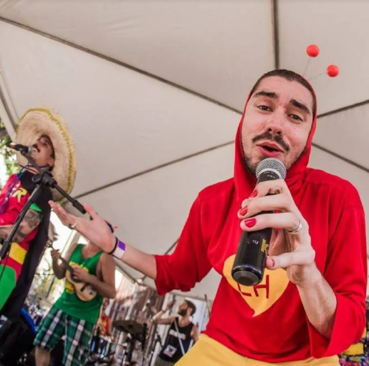 Bloco Brasília Amarela comemora 10 anos com 3 shows no Rio de Janeiro