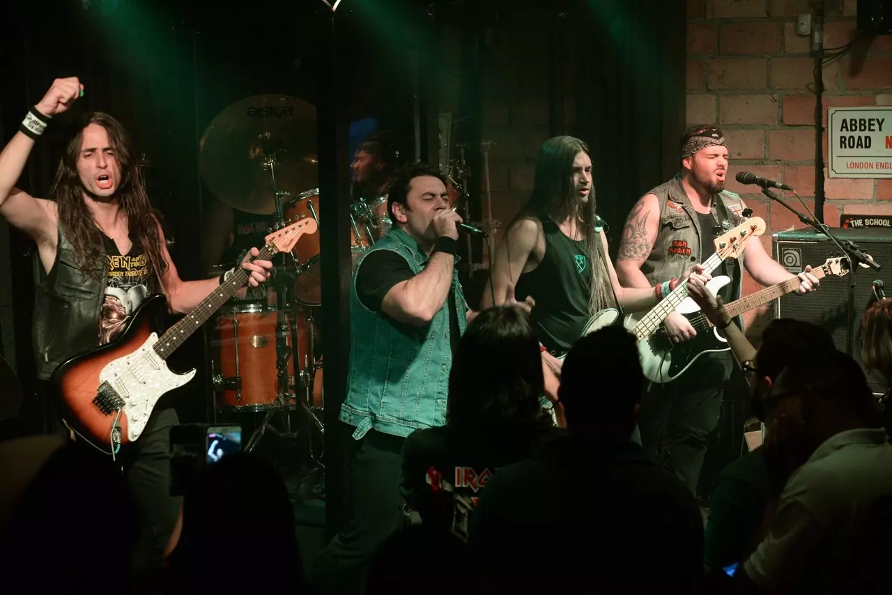 Banda Children Of The Beast confirma apresentação no Arena Club