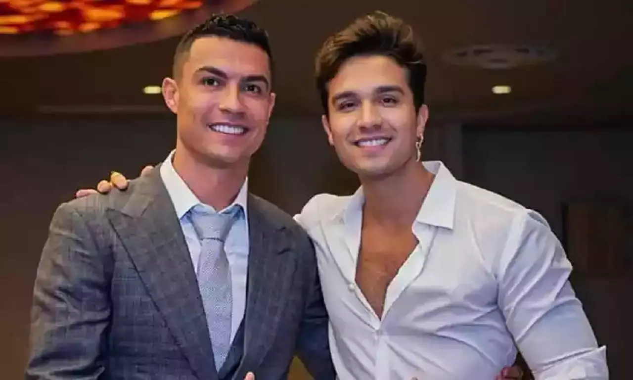 Luan Santana ganha relógio Rolex de Cristiano Ronaldo em festa de Ano Novo