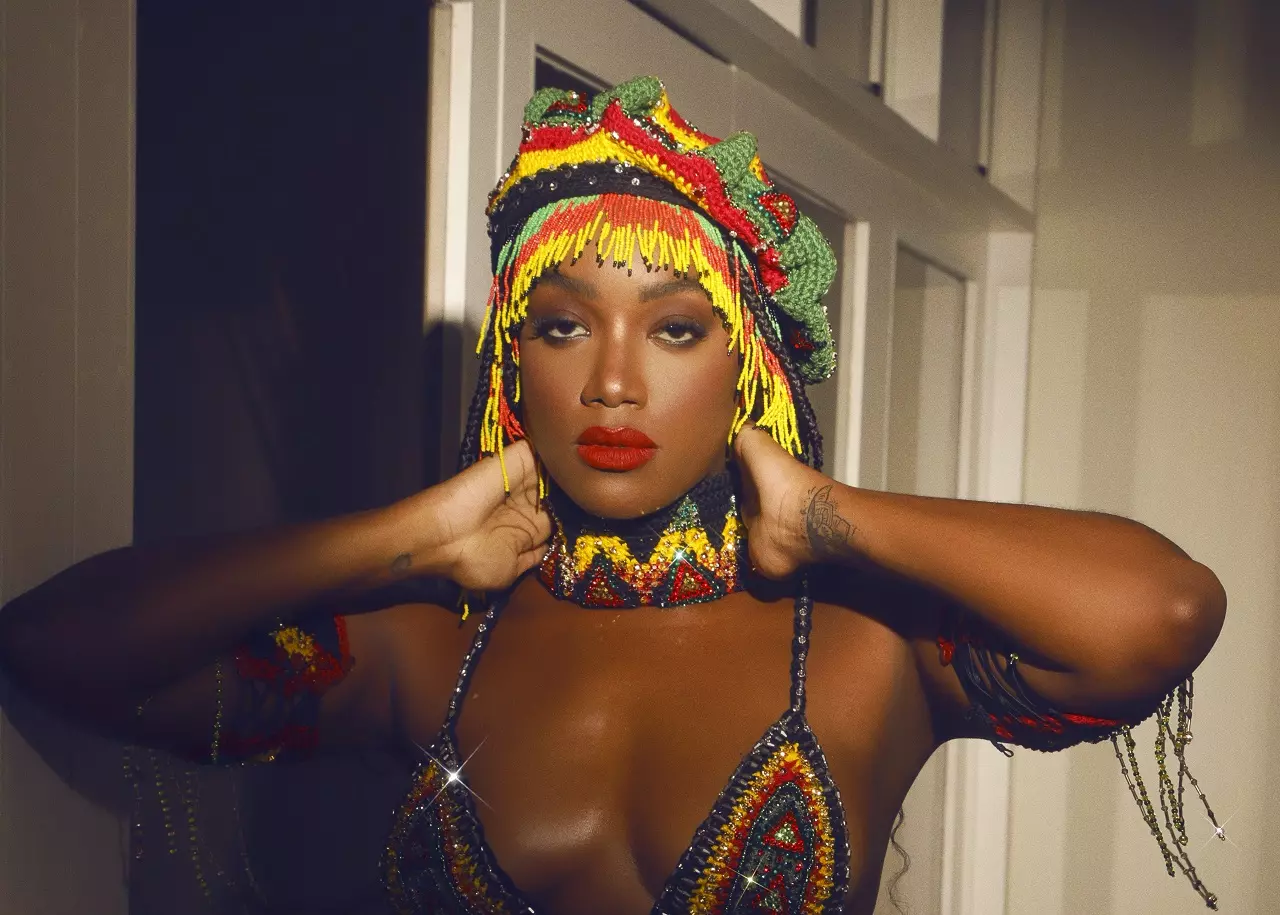 IZA estreia no carnaval de São Paulo com o bloco Bonde Pesadão