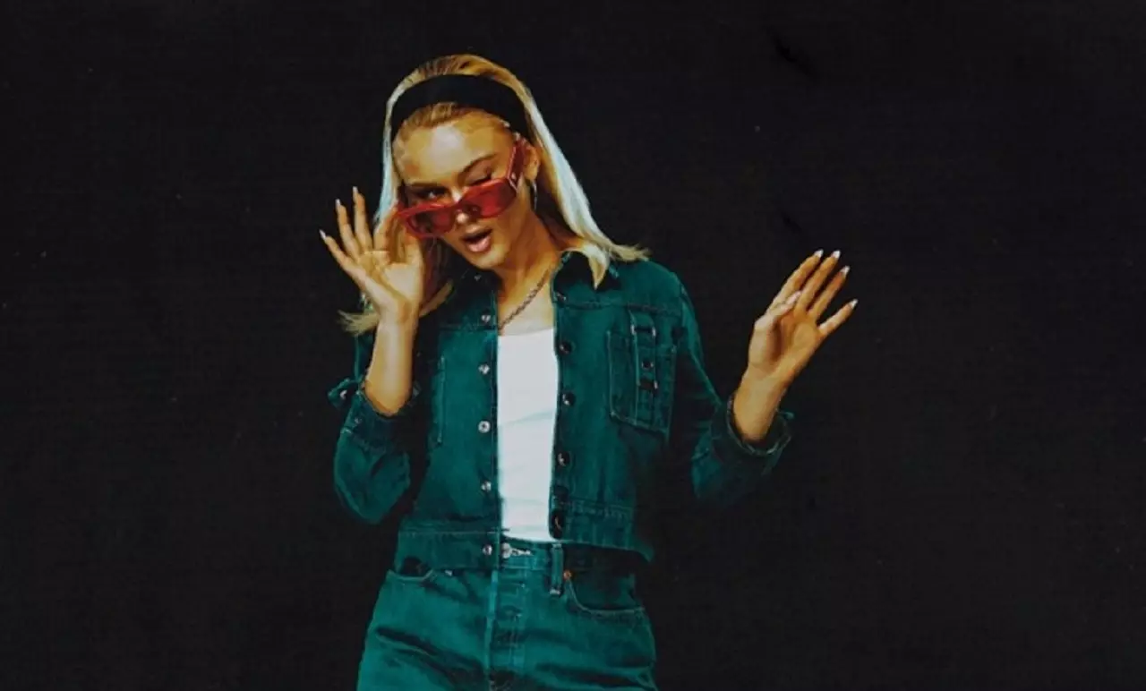 Zara Larsson anuncia novo álbum, "VENUS", com lançamento em 9 de fevereiro