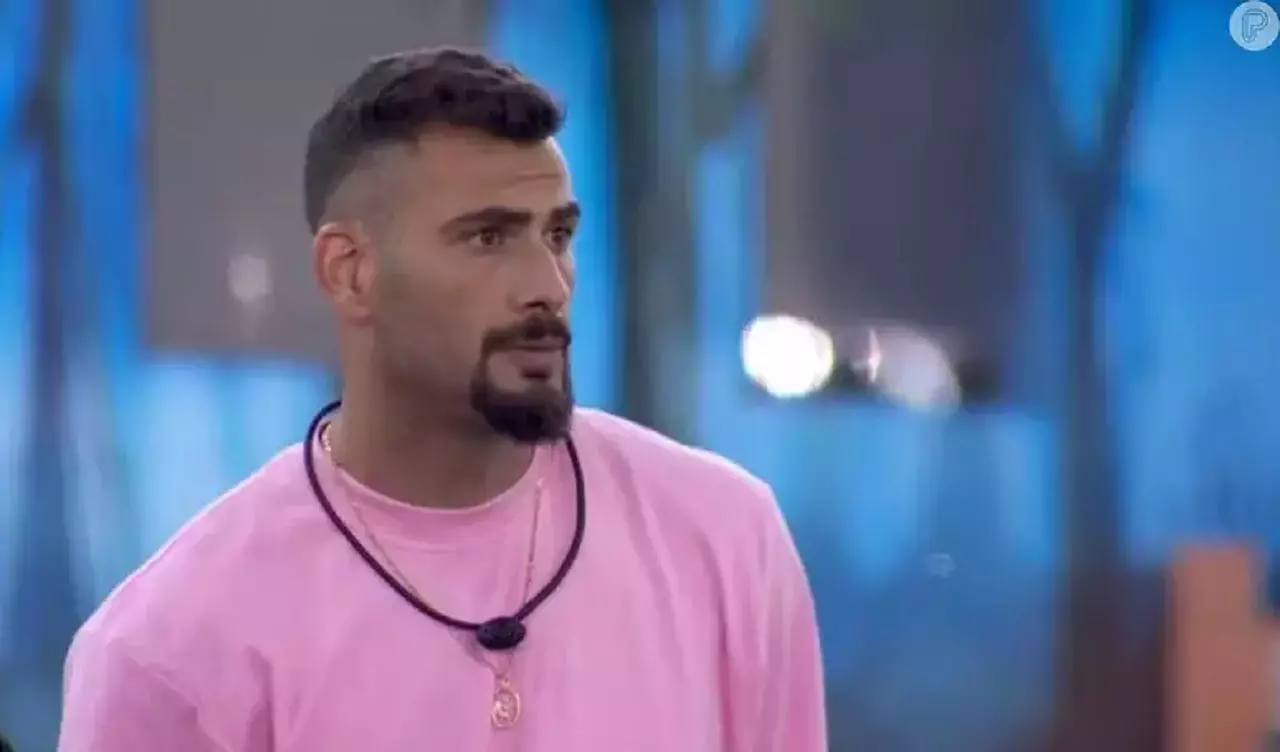 Nizam fala que Vanessa Lopes chamou ele para apertar o botão junto com ela