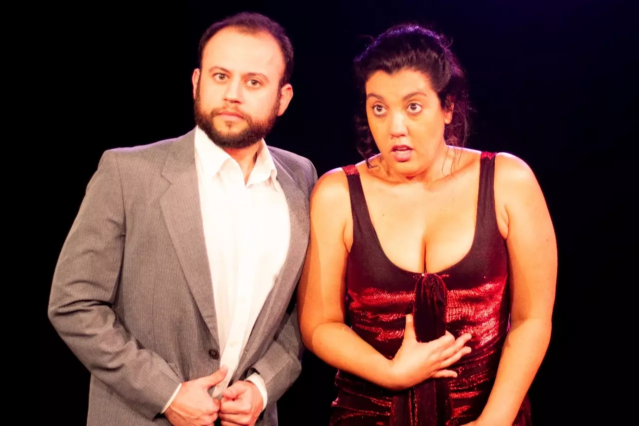 "Vida Privada", baseada na obra de Luis Fernando Verissimo, chega ao Teatro Raul Cortez