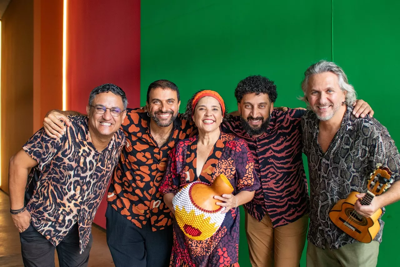 Isabella Rovo e Camerata Caipira faz turnê em Nova Zelândia