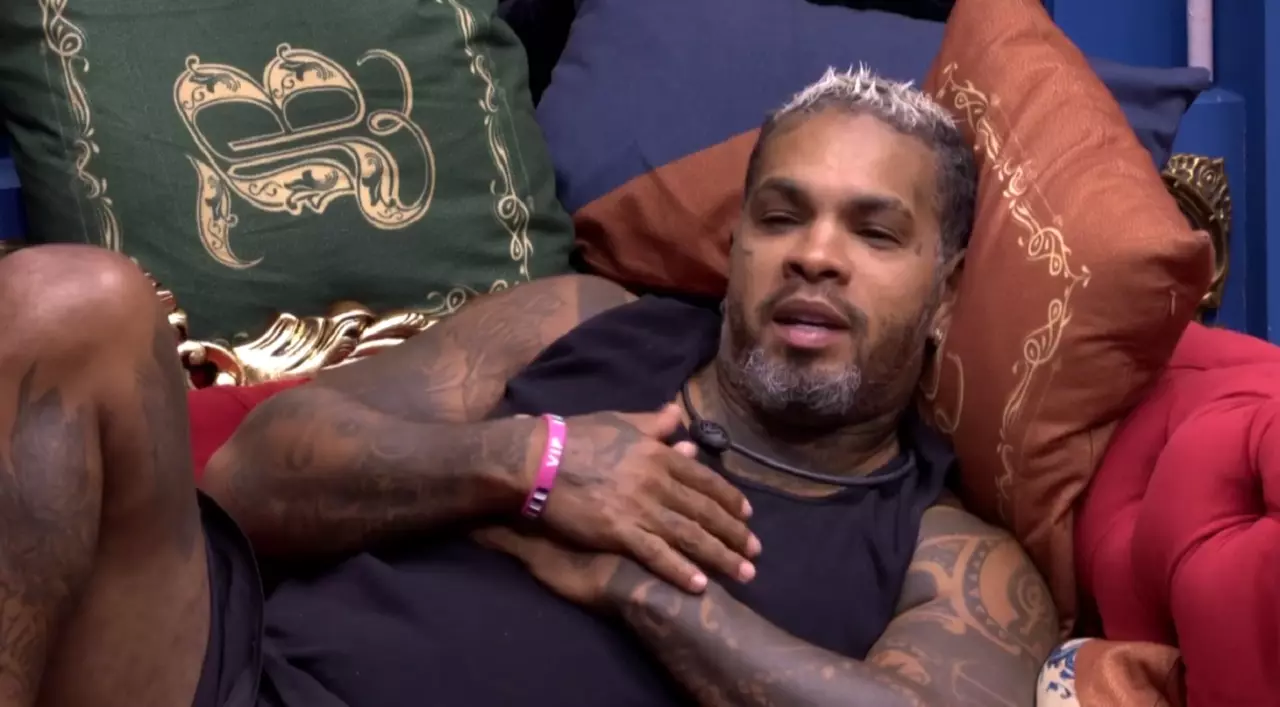 BBB: Rodriguinho puxa briga com Davi por mal entendido