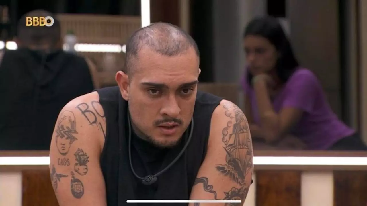 BBB: após desentendimento, Bin afirma que Fernanda continua em seu pódio