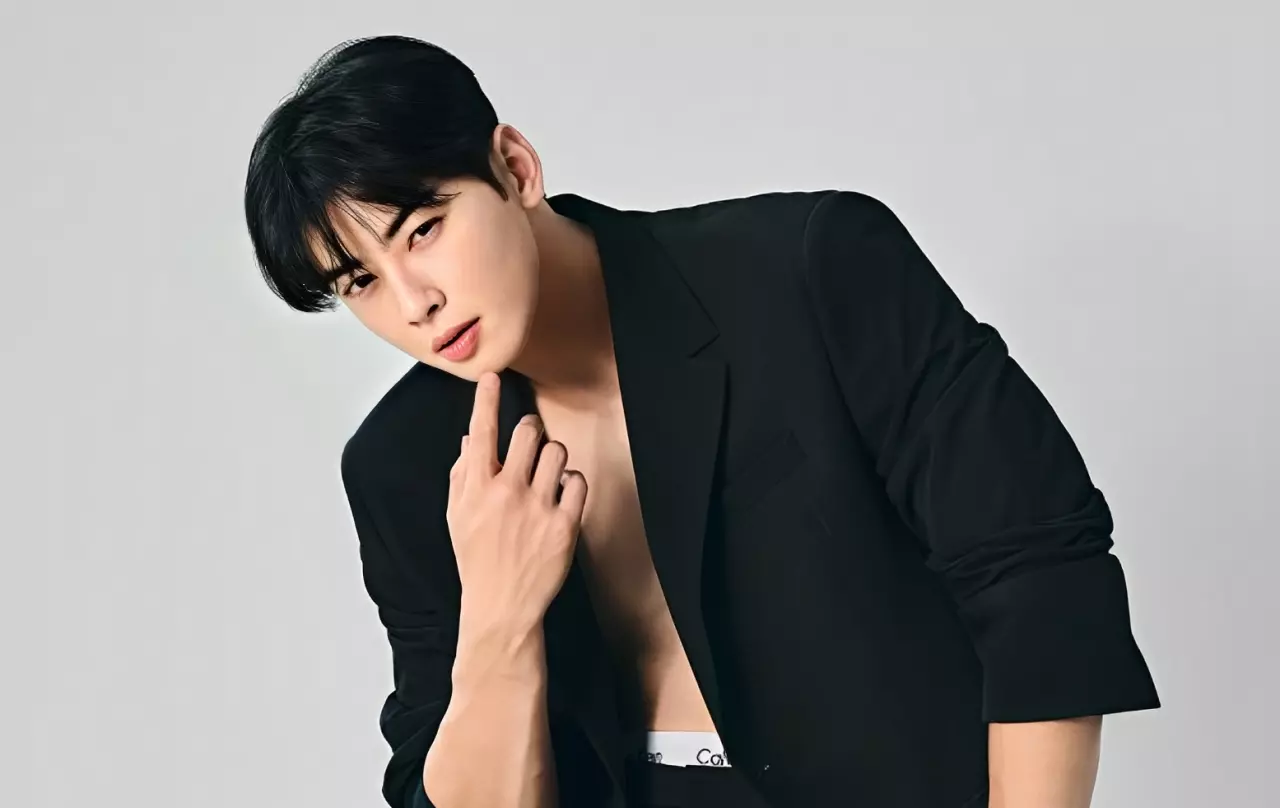Calvin Klein revela nova campanha estrelada por sucesso sul-coreano dos k-dramas
